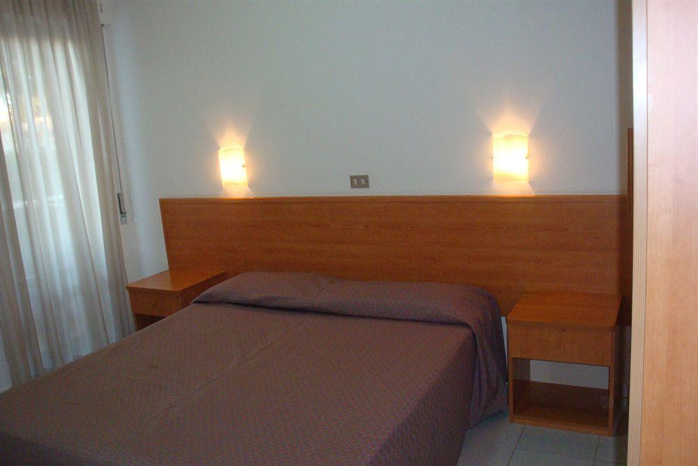 Tursport Aparthotel Таранто Екстериор снимка