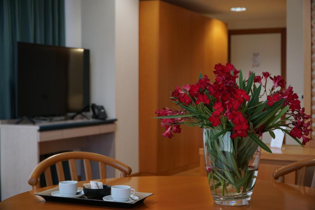 Tursport Aparthotel Таранто Екстериор снимка